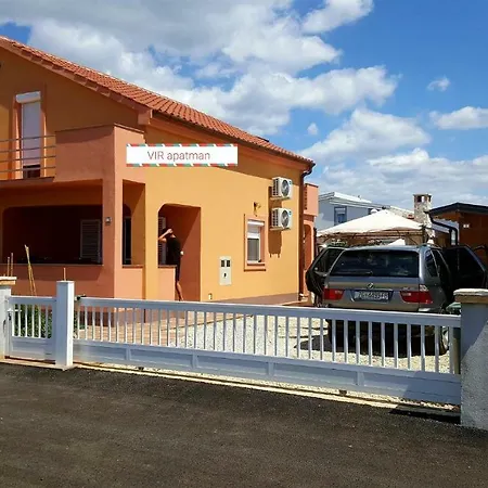 Sara.vir Apartament Vir