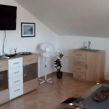 Sara.vir Apartament