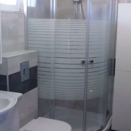 Sara.vir Apartament